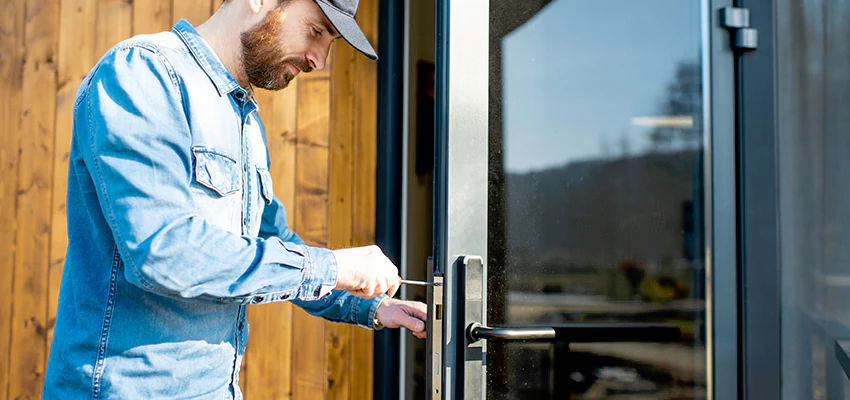 Frameless Glass Storefront Door Locks Replacement in Moline, IL