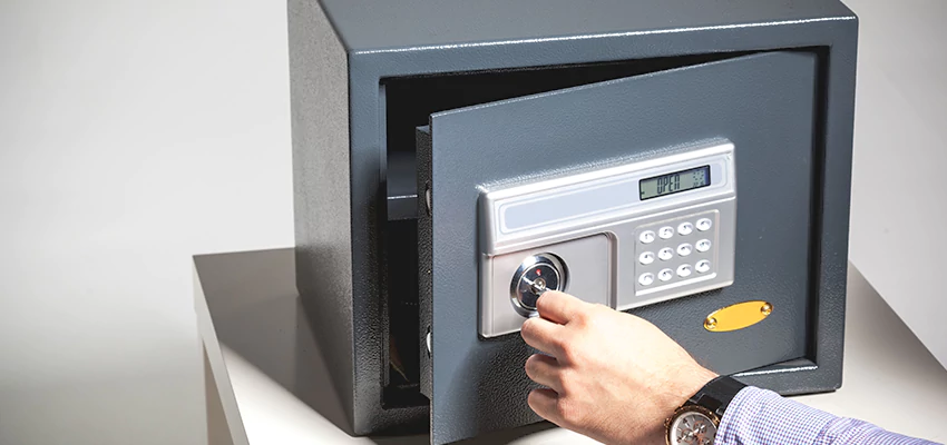 Jewelry Safe Unlocking Service in Moline, Illinois