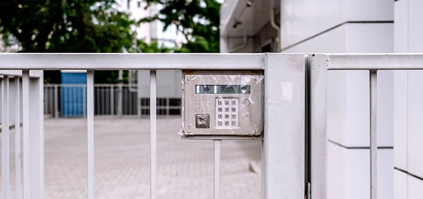 Gate Locks For Metal Gates in Moline, Illinois