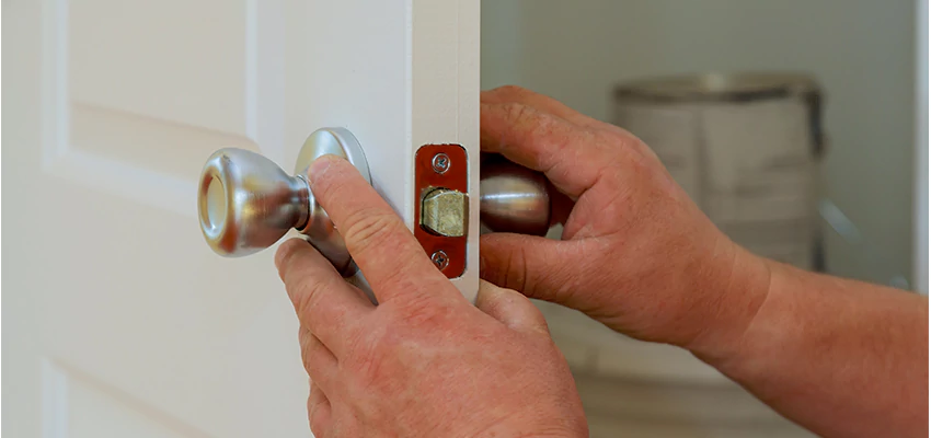 AAA Locksmiths For lock Replacement in Moline, Illinois